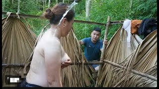 TIMELAPSE : Life of a single mother – Building a life with her daughter under a bamboo house