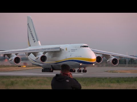 Antonov AN 124