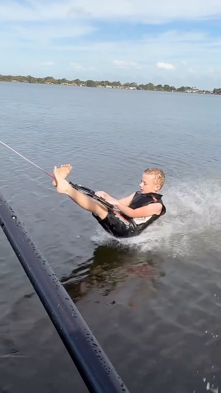 #JasonDeruloTV // Wipeout ? #GotPermissionToPost From IG @worldbarefootcenter #FromTheIslands