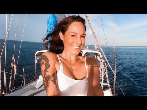 ESCAPING 18 MONTHS OF LOCKDOWN ? - Life at sea 252