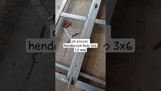 Pintu Lipat Henderson Dari Besi Holo 3X6