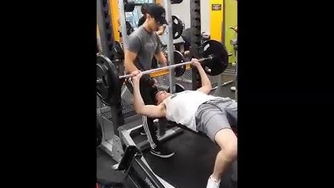 How to Perform the 1-RM Bench Press Test