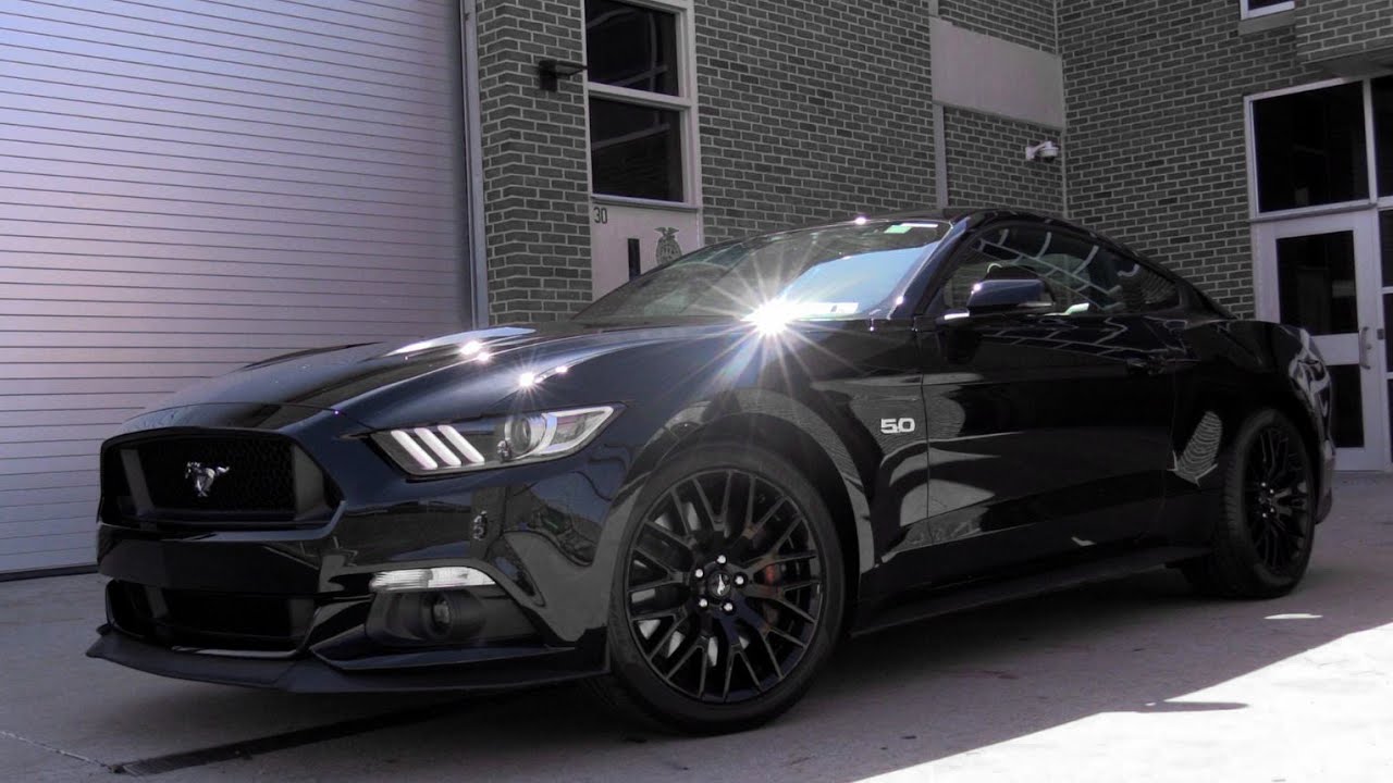 17 Ford Mustang Gt Review Youtube
