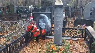 Посетила Ваганьковское кладбище