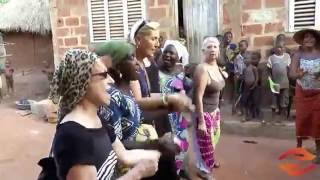 Rencontre Avec Les Femmes Du Village À Azohoue Aliho