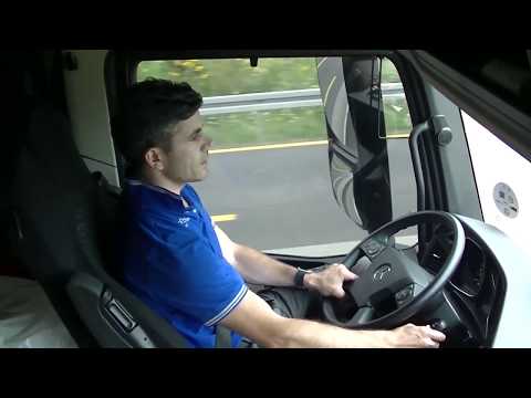 Video: Camionul trebuie să funcționeze pentru a sângera frânele?