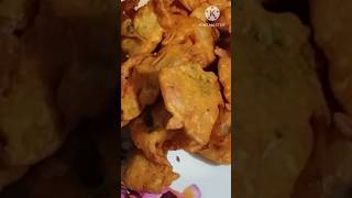 कुरकुरीत कांदा भजी ?/कांदा भजी रेसिपी मराठी onion pakodapakodarecipe shorts  viralshort