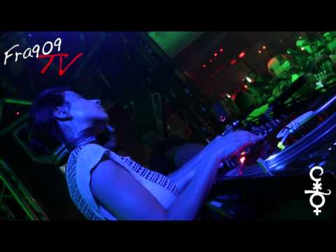 FRA909 Tv - MAAYAN NIDAM B2B CESAR MERVEILLE @ COCORICO' 15.8.12