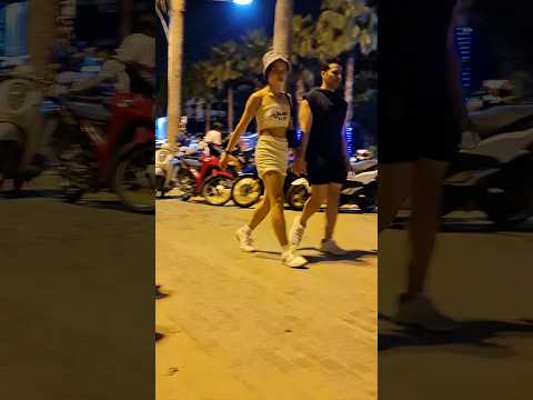 ОПА ! У ТРАНСА АЛИКА ПОПЁРЛО БАБЛО ))) ПАТТАЙЯ ! LADYBOY !