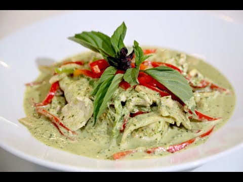 Jazz Singsanong's Thai Green Curry from Jon Favreau's The Chef Show featuring Manny Kess