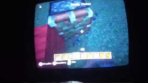 Minecraft Xbox 360 how to make a button like a lever (t flip flop)