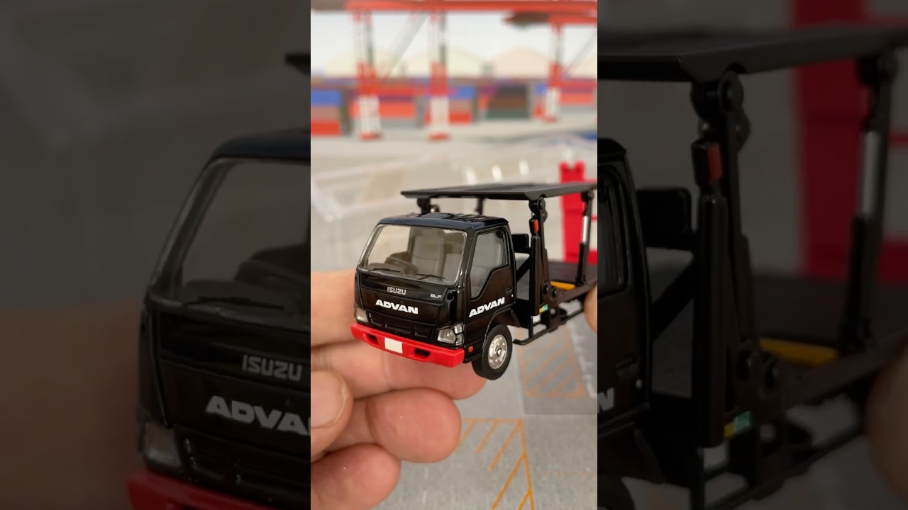 【職人レビュー】いすゞ エルフ 花見台自動車セフテーローダ：ビッグワイドの精密なスライド可動をチェック