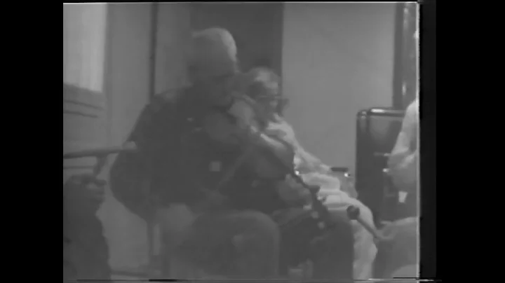 Luther Davis plays Johnny Gone to War and Ducks on...