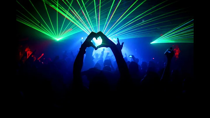 096   Ian Carey Feat  Michelle Shellers   Keep On Rising Radio Mix 2008