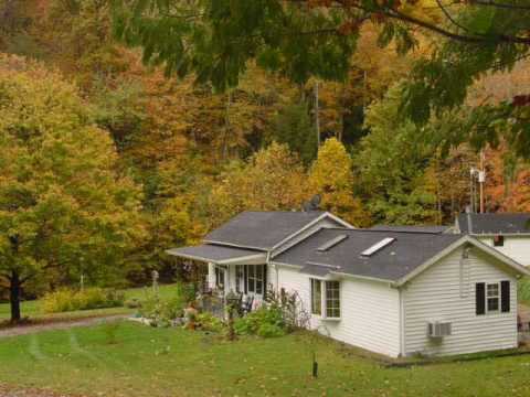 Crooked Creek Cottage in Hocking Hills Ohio - YouTube