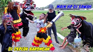 MAIN HP DI SAWAH DI CAPLOK BARONGAN EMBER HITAM || VICHO BERUBAH JADI BARONGAN