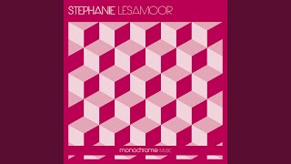 Download lagu Stephanie