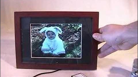 How to Use a Digital Picture Frame