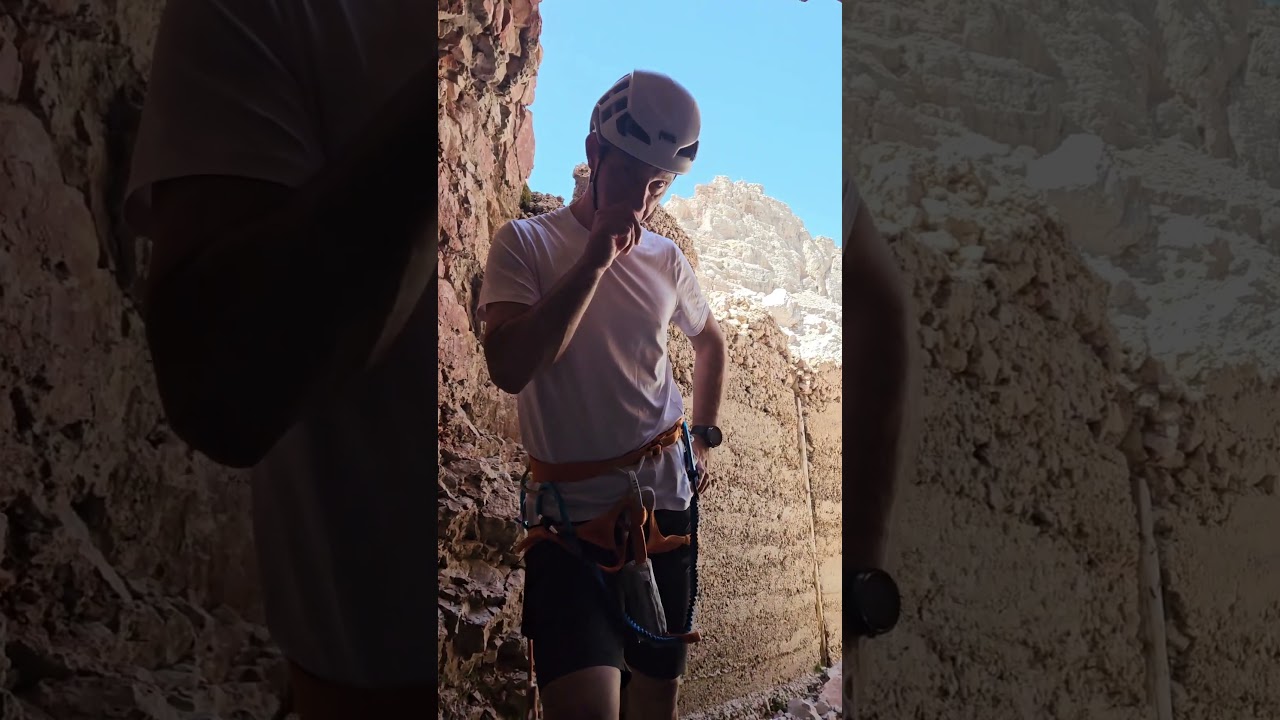 Via Ferrata Giovanni Lipella &ndash; Climbing Tofana di Rozes, Cortina d&rsquo;Ampezzo, Dolomites, Italy