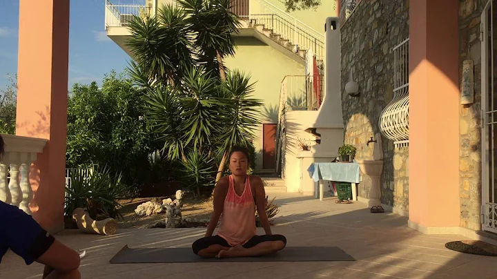 Vivian Choi (Choi by Nature Yoga), morning yoga in...