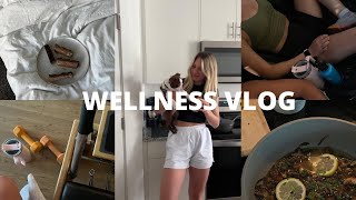WELLNESS VLOG: Weekend of Balance, Morning routine w/ puppy + Healthy Recipes, Groceries & Workout
