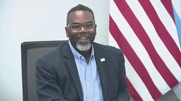 FULL REMARKS: Chicago Mayor Brandon Johnson blasts system failures after CTA arson attack