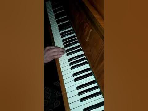 Ол мені қарап тұруға мәжбүр етті. Иық пландағы порно видеолар