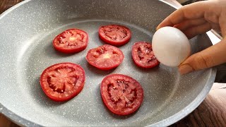 Just add, egg to 1 tomato !! Quick  breakfast in 5 minutes, simple and delicacies!.