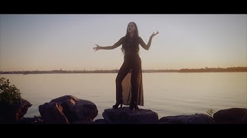 UNÉN - "Black Heart" - Official Music Video