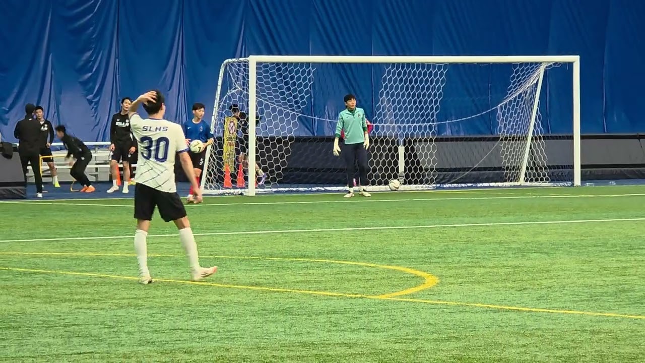 진학경기(1학년) (후반전)신라고등학교  : 청구중학교2026.02.21 경주 스마트 에어돔구장