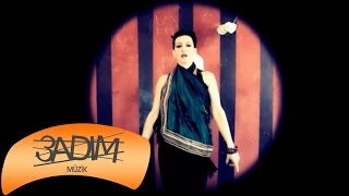 Video thumbnail of "Monika Bulanda - Clunk ( Official Video )"