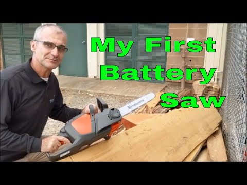 Husqvarna 120i First Try and Review Battery Operated Chainsaw  40 volts, 4amphr