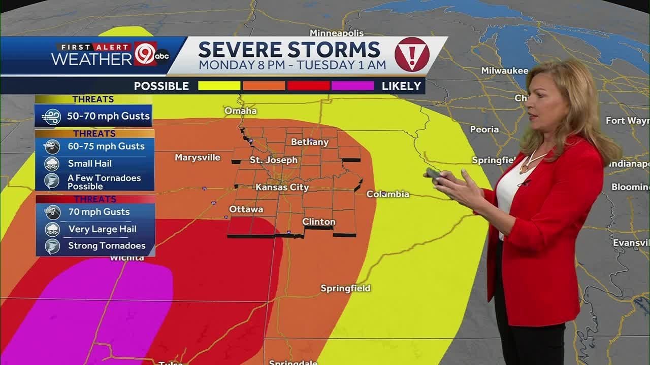 Severe storms are possible tonight - YouTube