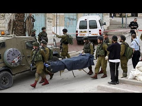 Un vídeo muestra a un soldado israelí rematando a un palestino de un tiro en la cabeza