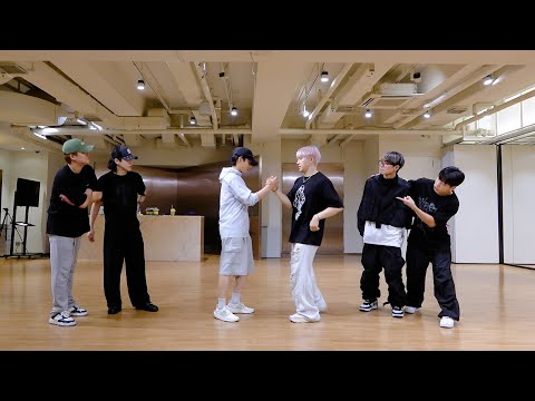 [ZOONIZINI] 저희에게 딱 맞는 안무에요🕺 | 'Some <strong>Things</strong> Never Change' Dance <strong>Practice</strong> Behind