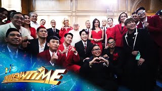 It's Showtime sa GMA: The Contract Signing Behind The Scenes