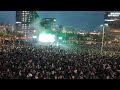 נסרין קדרי בהופעה על בימת חגיגות האליפות בחיפה