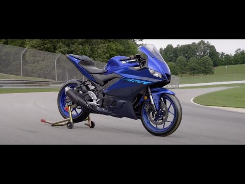 Yamaha R3 R/WORLD IS CALLING.