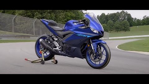 Yamaha R3 R/WORLD IS CALLING.