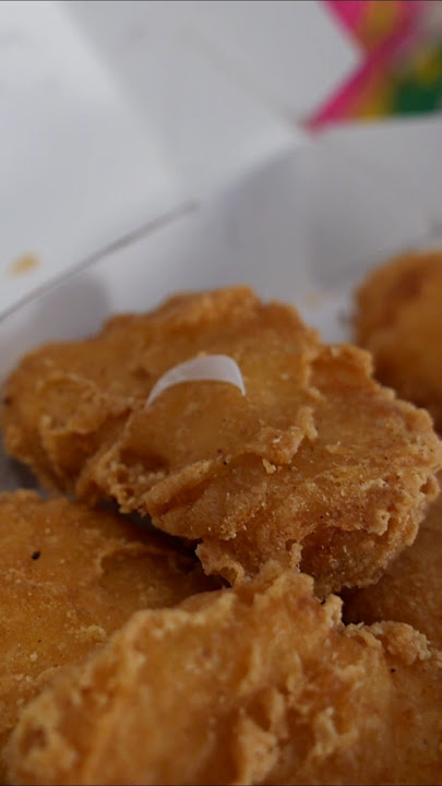 FINGERNAIL FOUND IN CHICKEN NUGGETS! #shorts