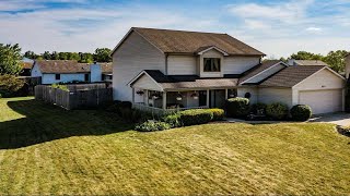 909 Fox Orchard Run, Fort Wayne, IN Presented by Helen Hunt.