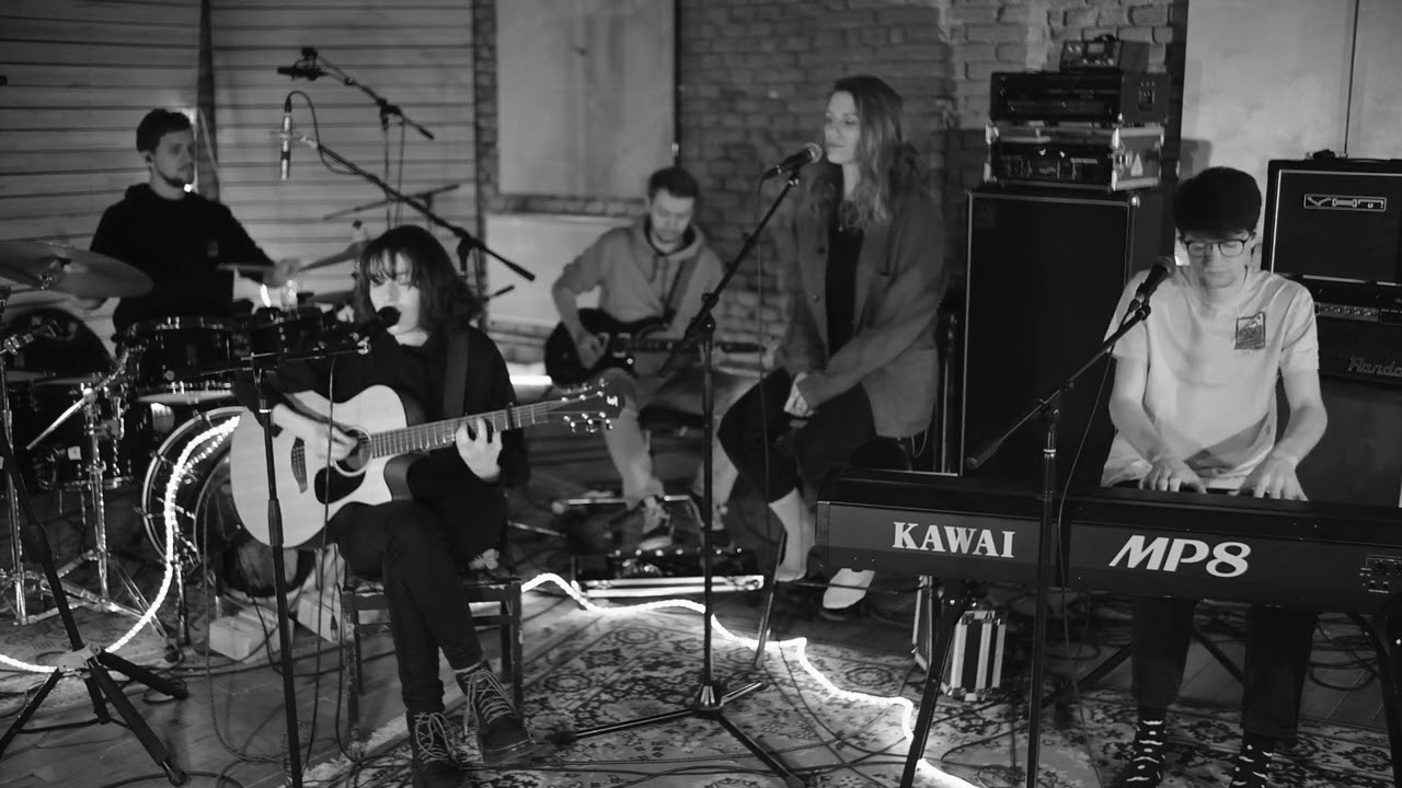 Kate Maple – Only When I Have You (Live at Tajný Studio)
