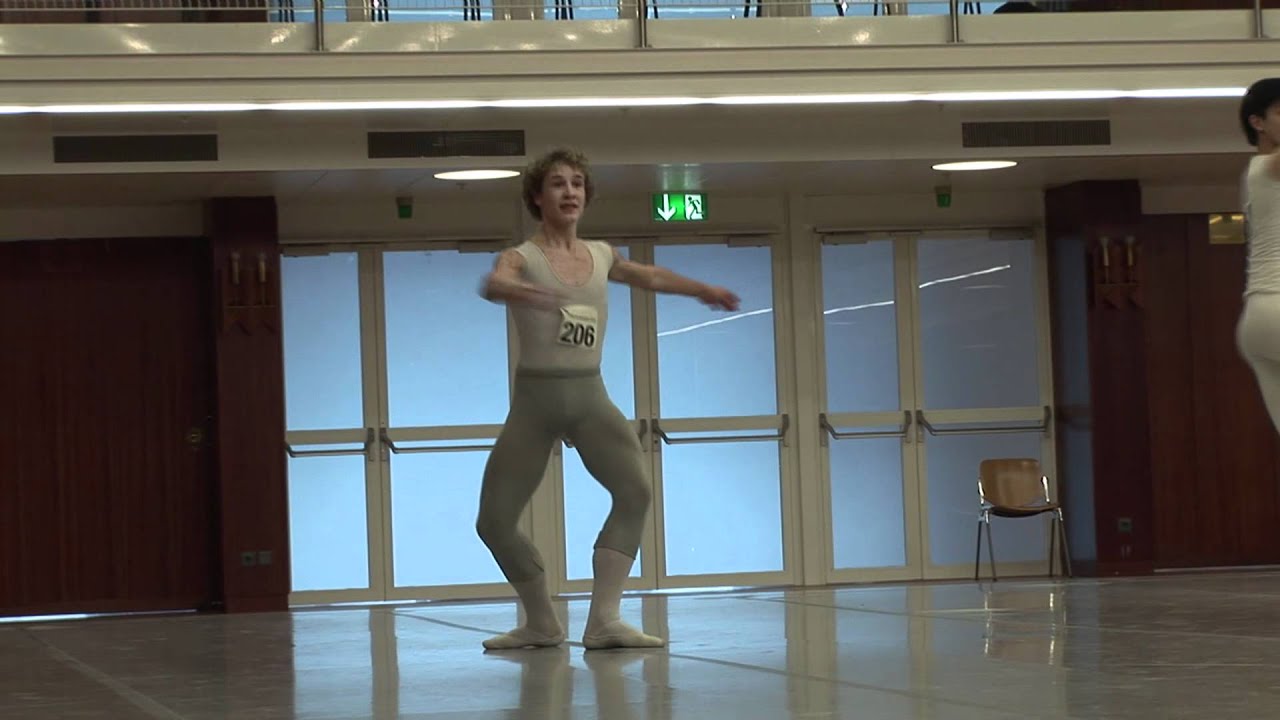 Prix de Lausanne 2012 Videoblog Day 2 - Celestin Boutin classical guitar songs