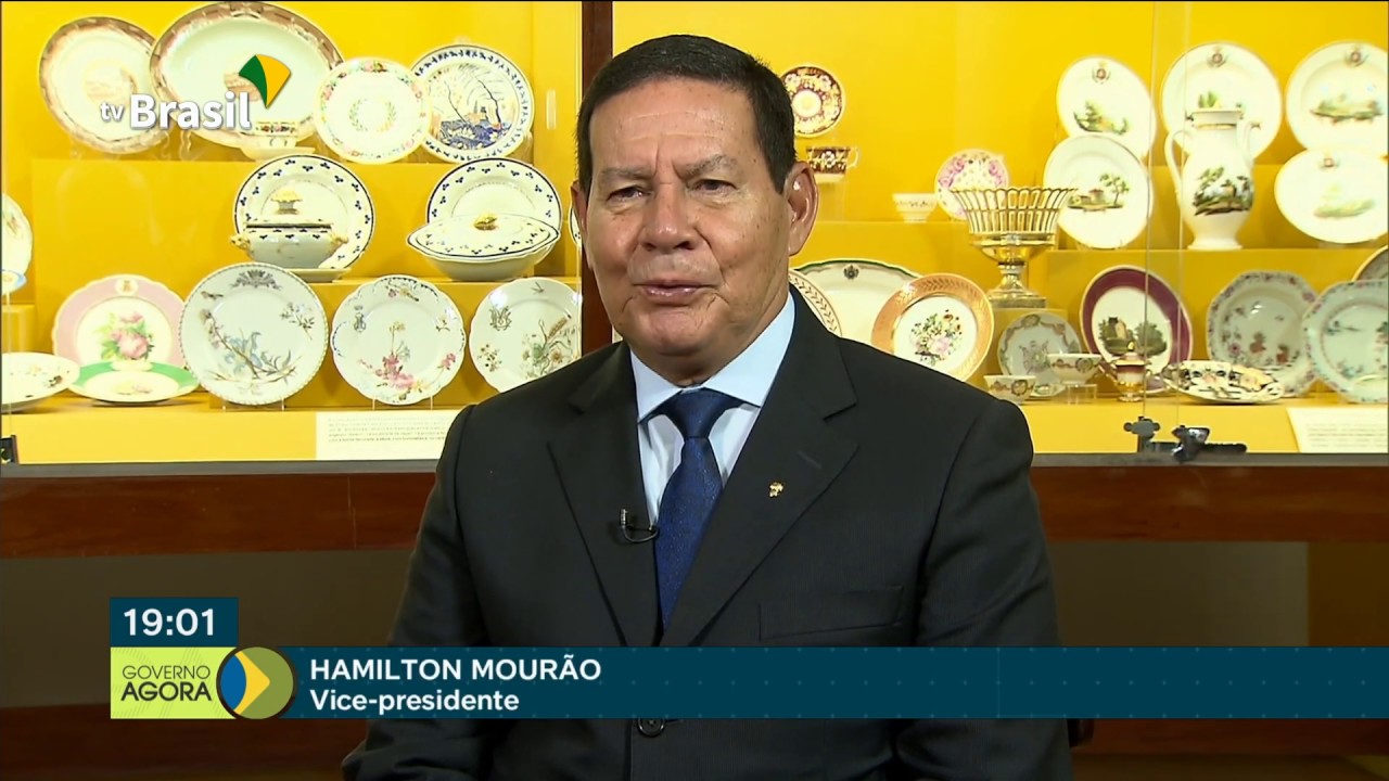 hamilton inn Mourão diz que estreitar laços com o governo da Inglaterra pode ser bom para o Brasil