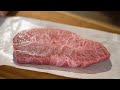 上等な肉を焼く
