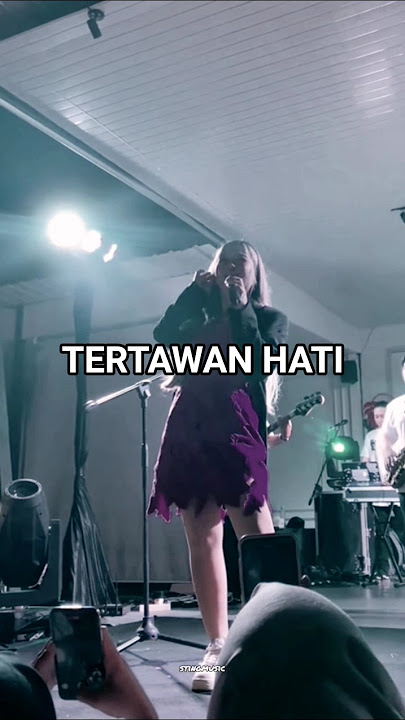 Tertawan Hati - Awdella (live)