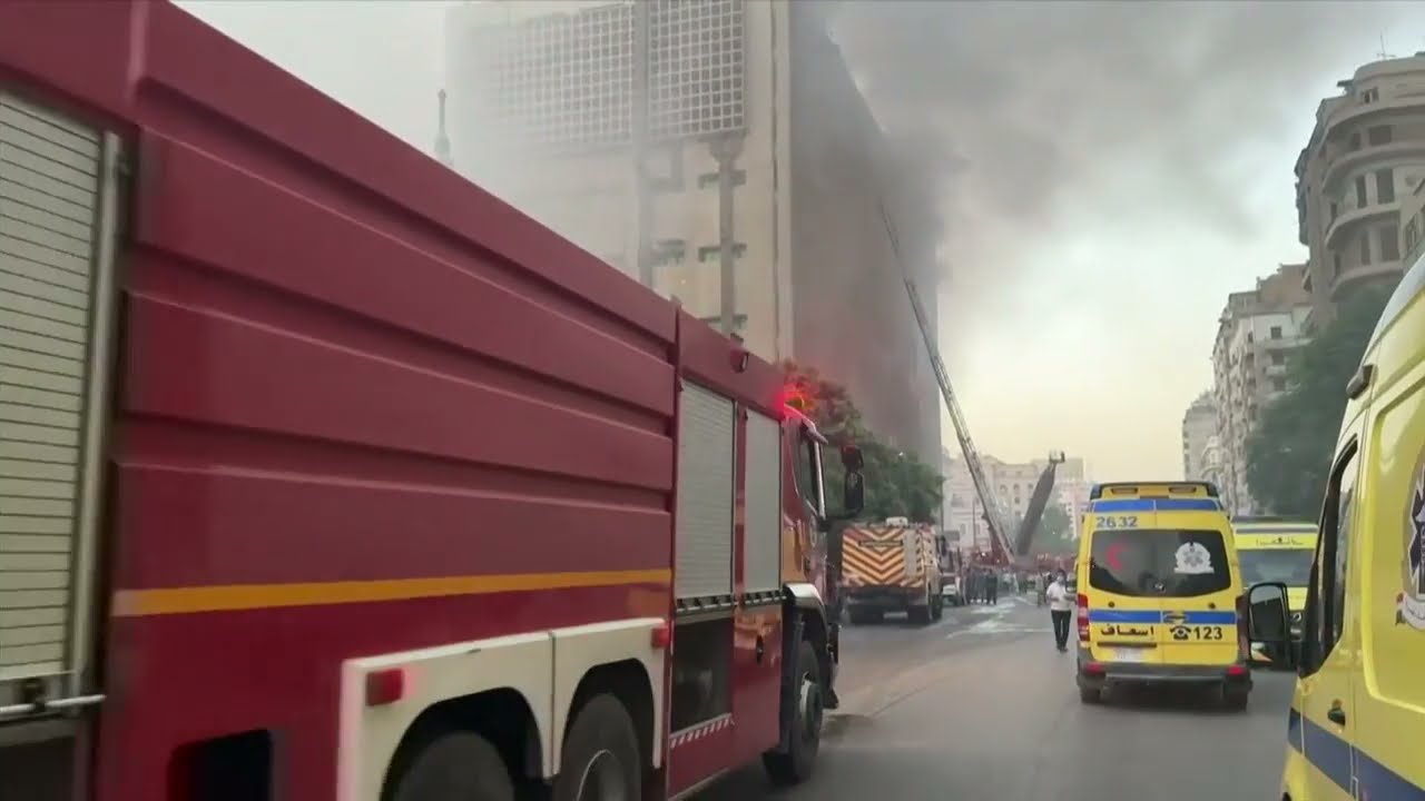 حريق سنترال رمسيس: انقطاع الإنترنت وشلل للخدمات في مصر