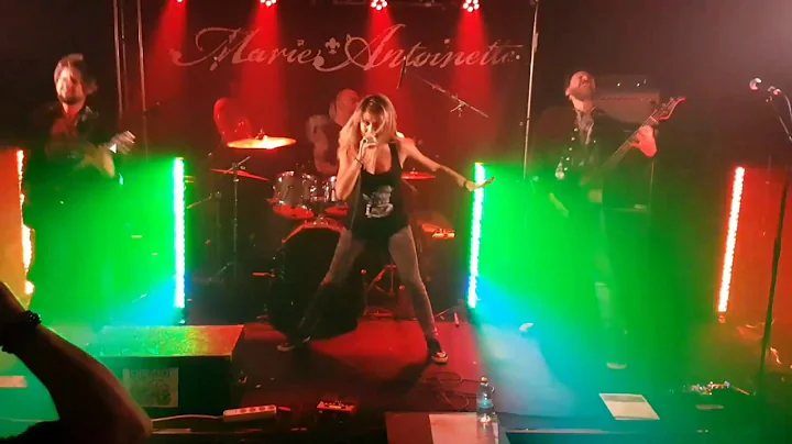 Marie Antoinette - Psycho Healer (live)