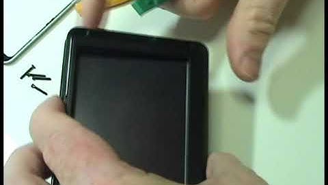 How to Replace Your Garmin Nuvi 1300LMT Battery