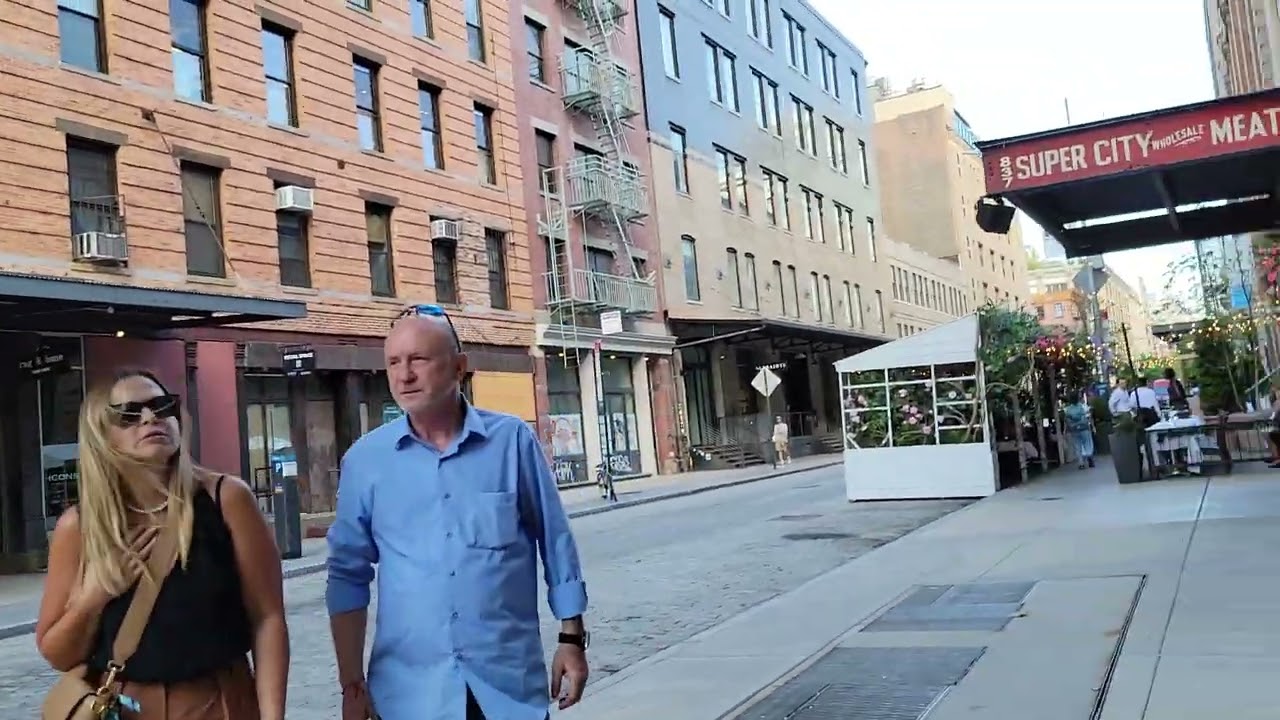 Samsung Flagship Store Downtown Manhattan